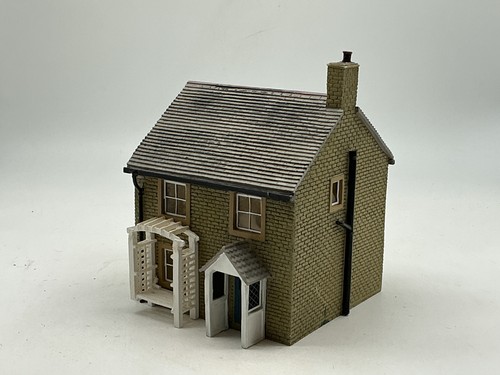Hsu033 hornby r8551 love lane - hornby,